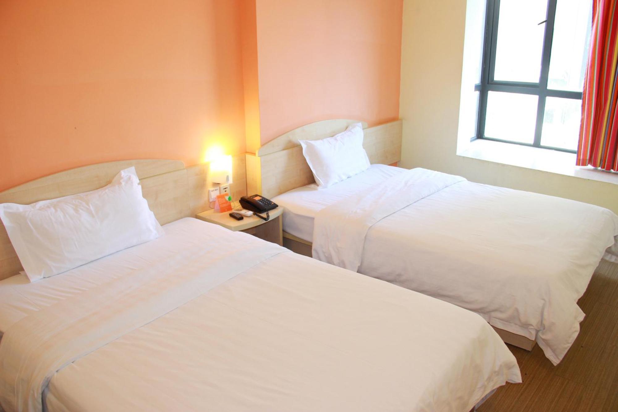 Iu Hotel Guangzhou Jingxi Nanfang Hospital Station Exterior photo